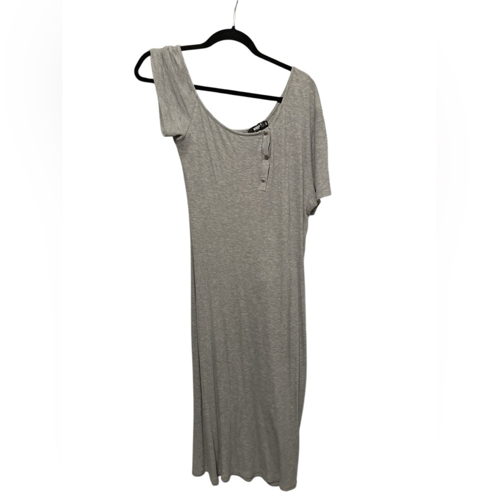 Off the shoulder maxi dress